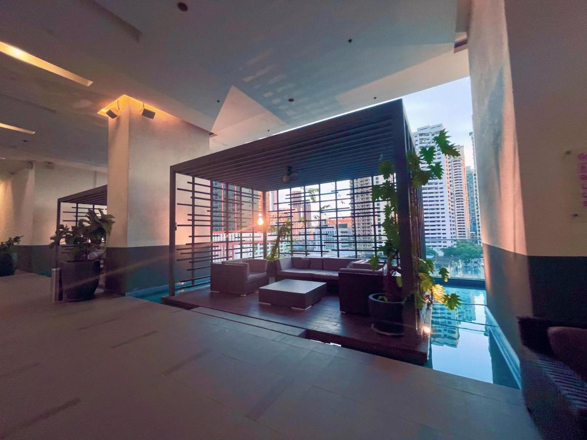 Lux Suites Kl City Pavilion Bukit Bintang With Infinity Pool Kuala Lumpur Exterior foto